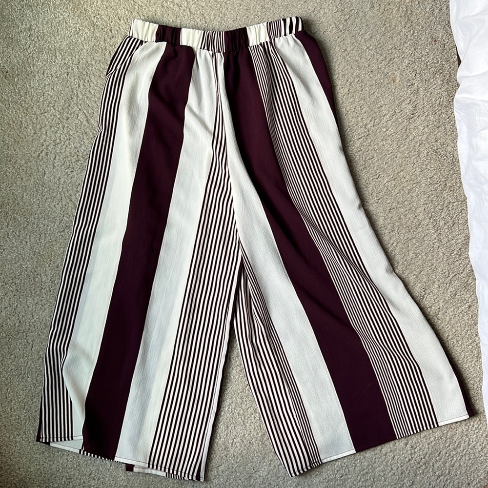 FOREVER 21 wide leg striped pants